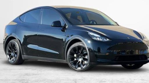 TESLA MODEL Y 2020 5YJYGDEE8LF018682 image